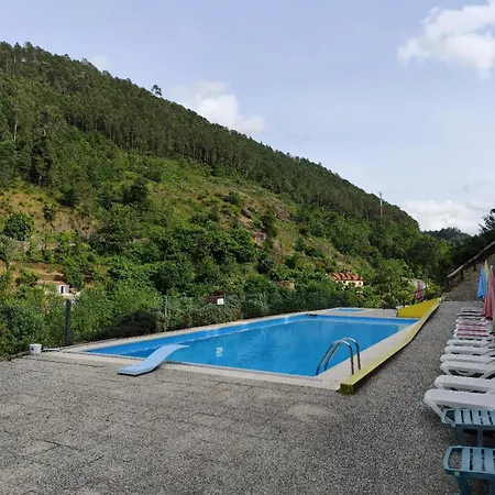 招待所 Residencial Janela 吉尔斯